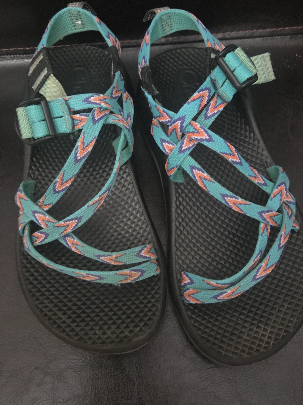 Chaco Women's Teal Strappy Hiking  Sandals Size 4 And Very Cute Shoes